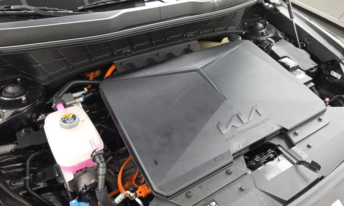 Kia Niro — фото 10