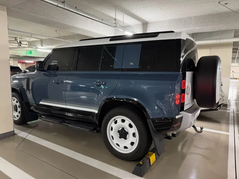 Land Rover Defender — фото 10