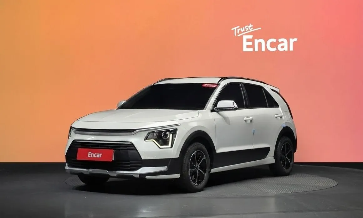 Kia Niro — фото 1