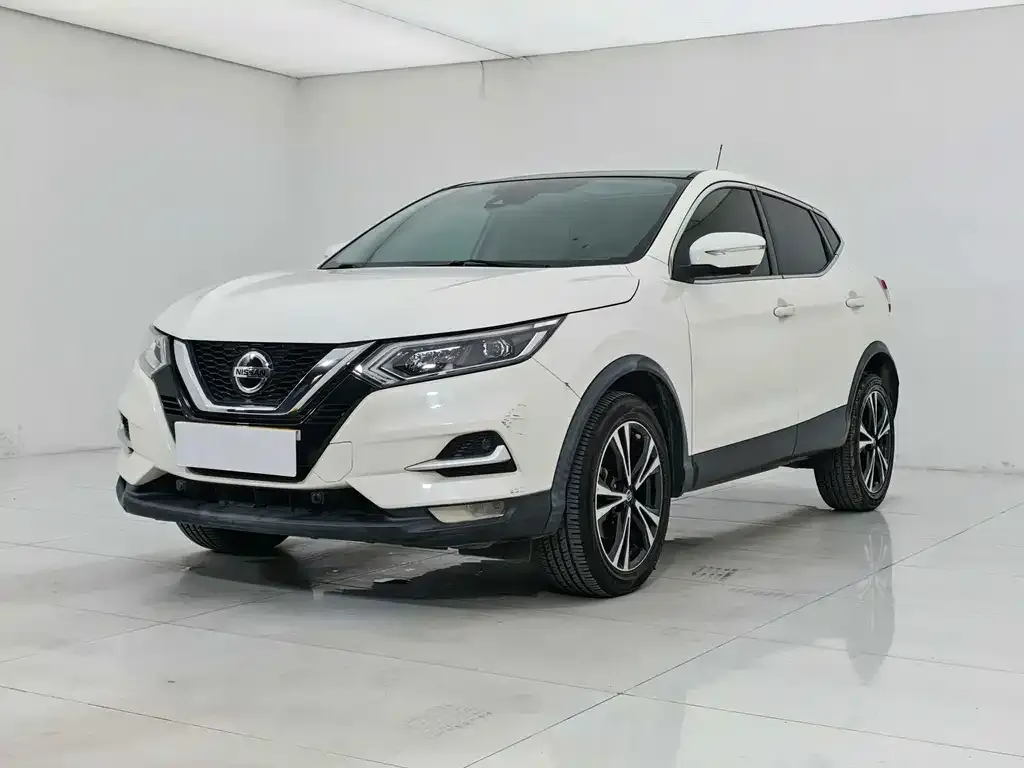 Nissan Qashqai — фото 1