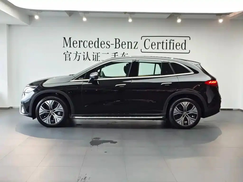 Mercedes-Benz EQE SUV — фото 3
