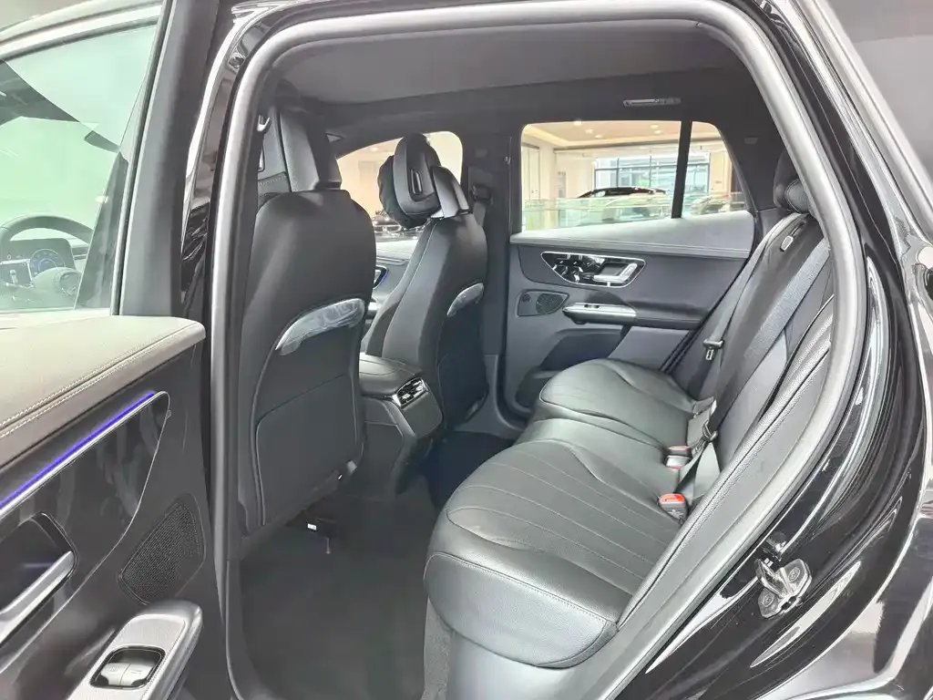 Mercedes-Benz EQE SUV — фото 2