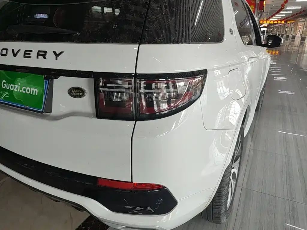 Land Rover Discovery Sport — фото 10