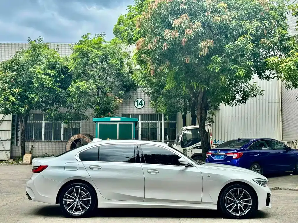 BMW 3 Series — фото 10