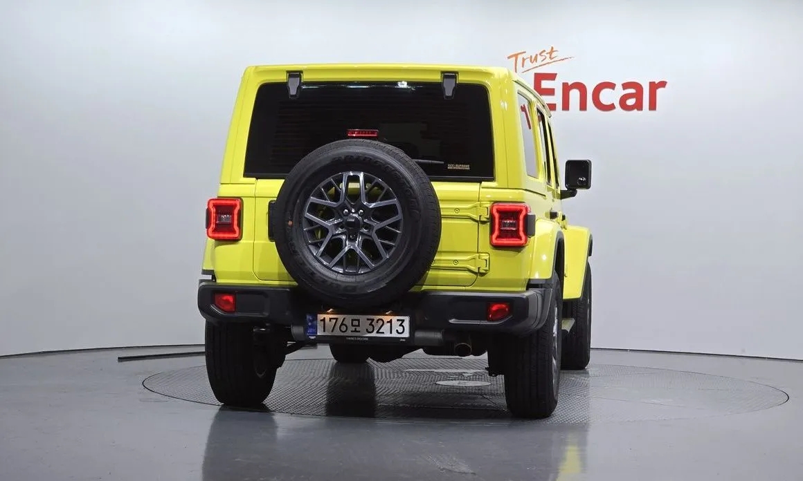 Jeep Wrangler — фото 4