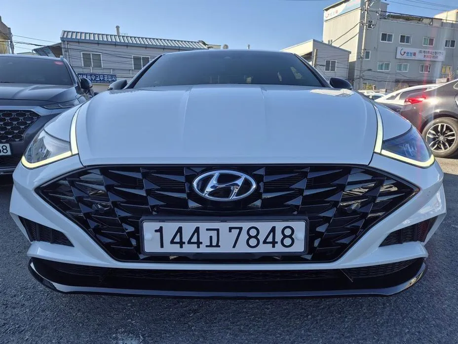 Hyundai Sonata — фото 1