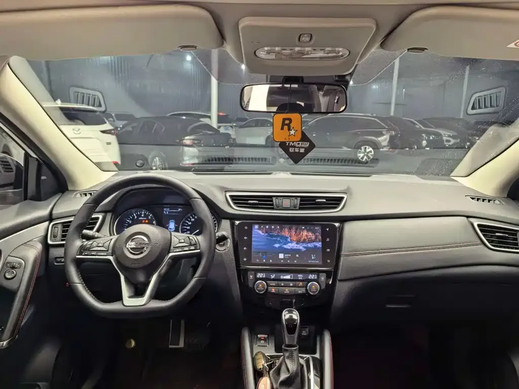 Nissan Qashqai — фото 10