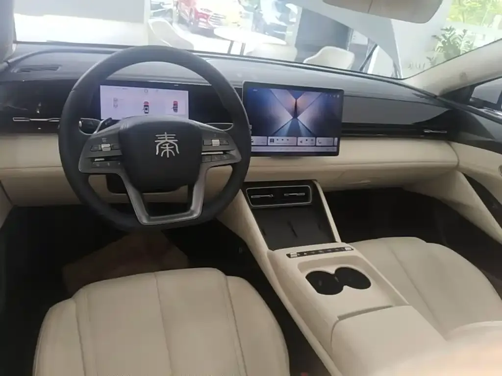BYD Qin L — фото 10
