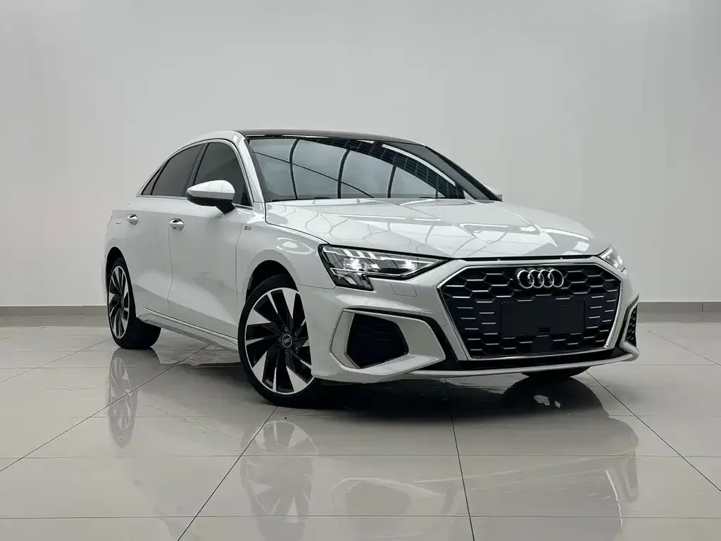 Audi A3 — фото 2