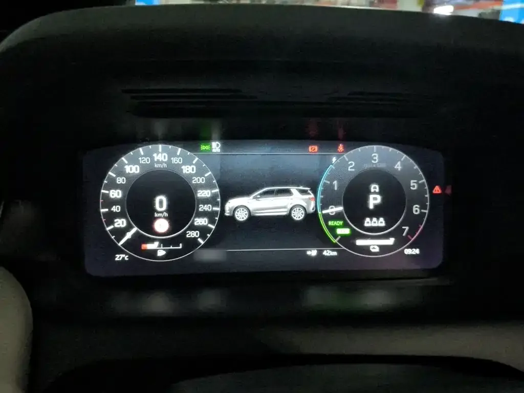 Land Rover Discovery Sport Hybrid — фото 4