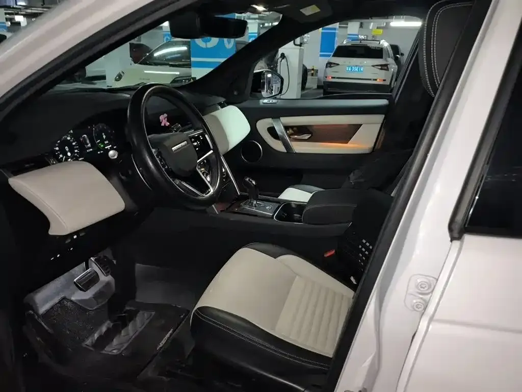 Land Rover Discovery Sport Hybrid — фото 6