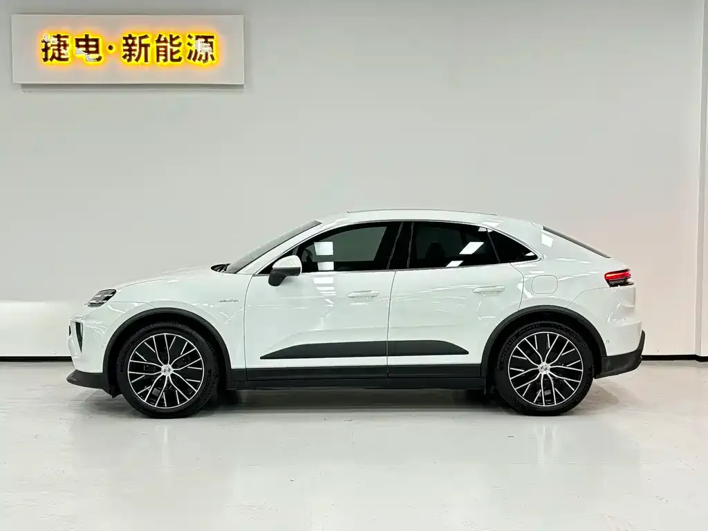 Porsche Macan EV — фото 3