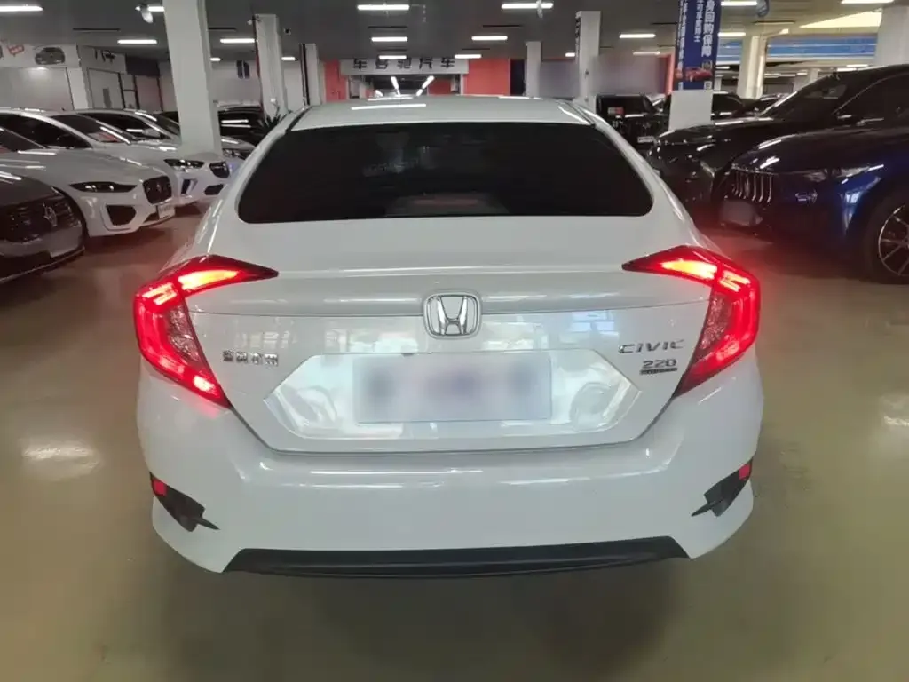 Honda Civic — фото 3