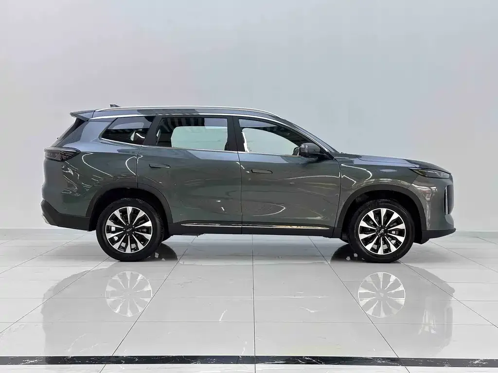 Chery Tiggo 8 PLUS — фото 2