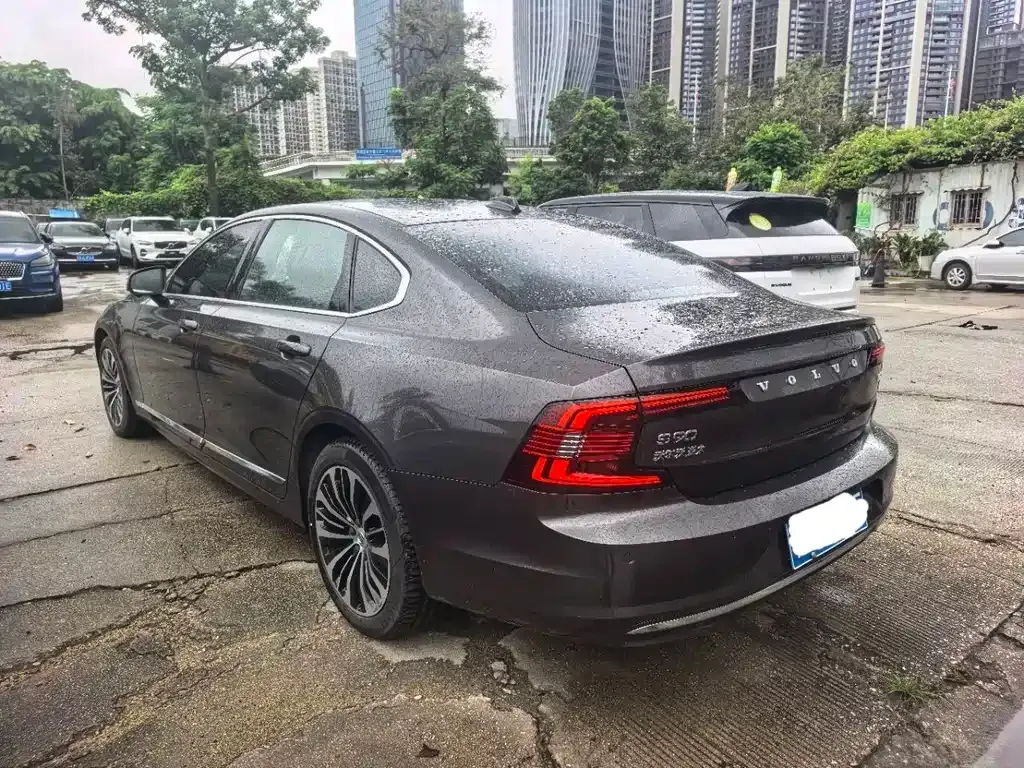 Volvo S90 — фото 3