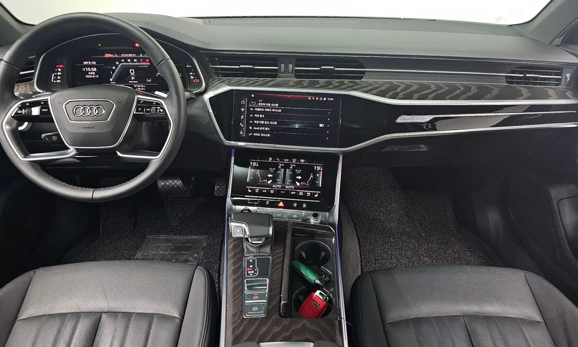 Audi A6 — фото 7