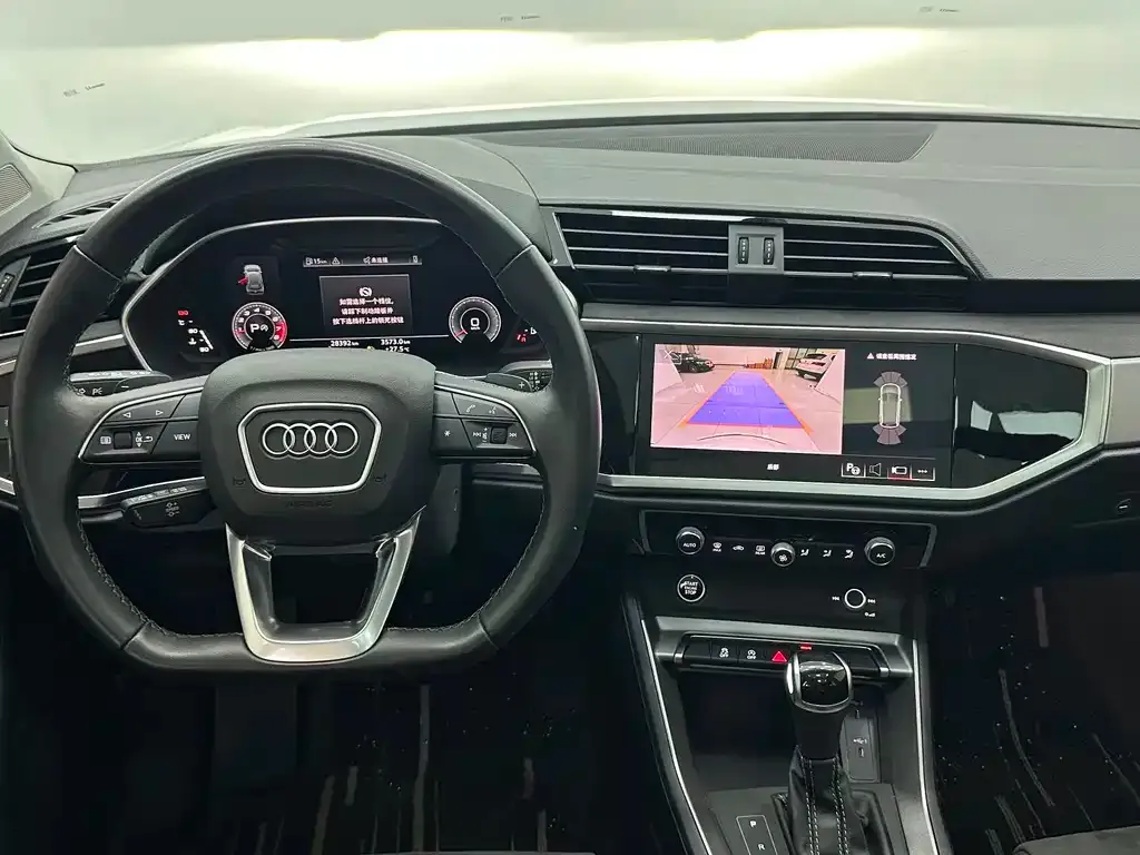Audi Q3 — фото 5
