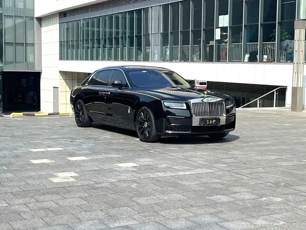 Rolls-Royce Ghost — фото 10