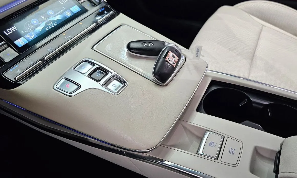 Hyundai Grandeur — фото 10