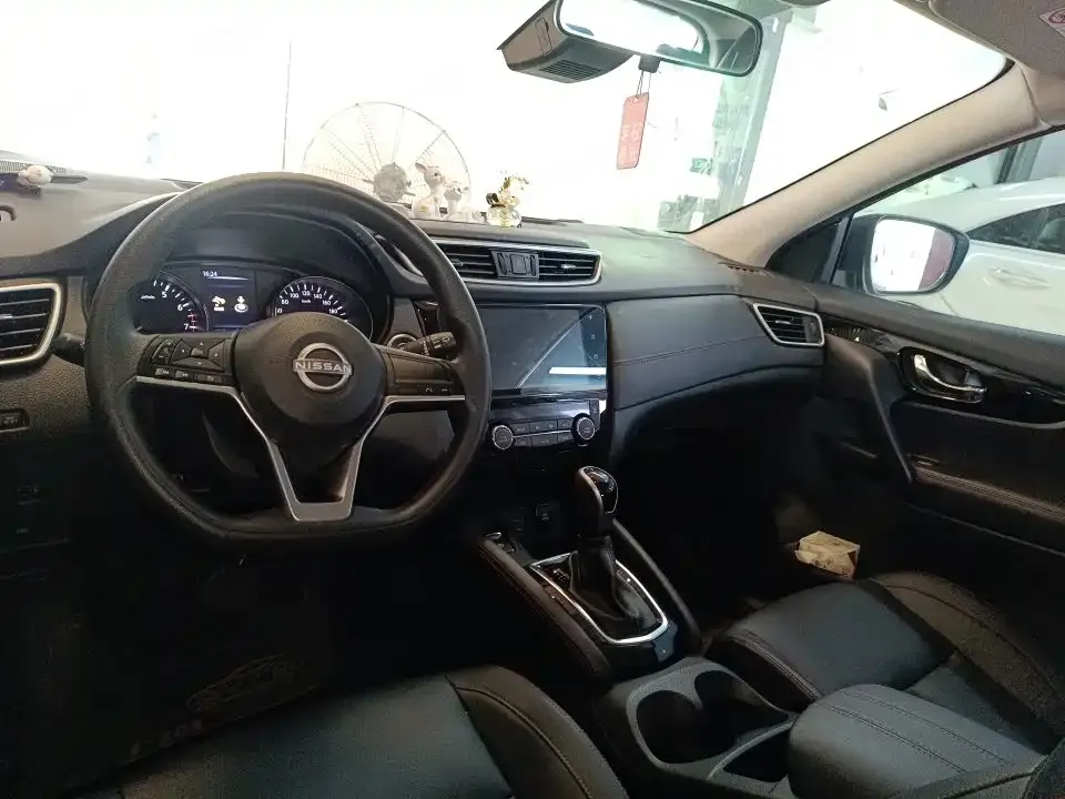 Nissan Qashqai — фото 3