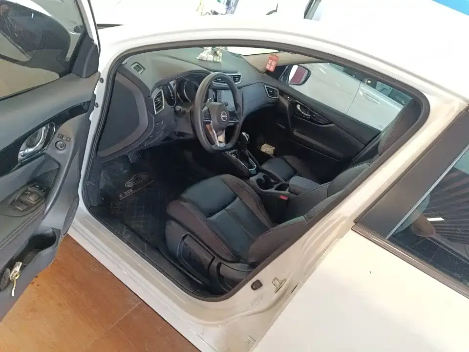 Nissan Qashqai — фото 5