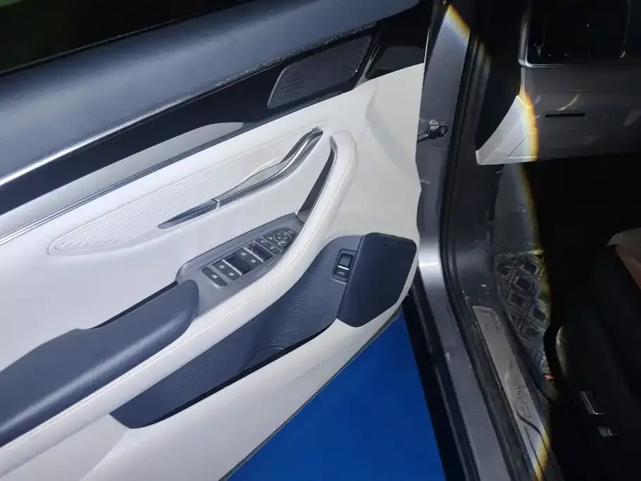 BYD Qin PLUS — фото 10