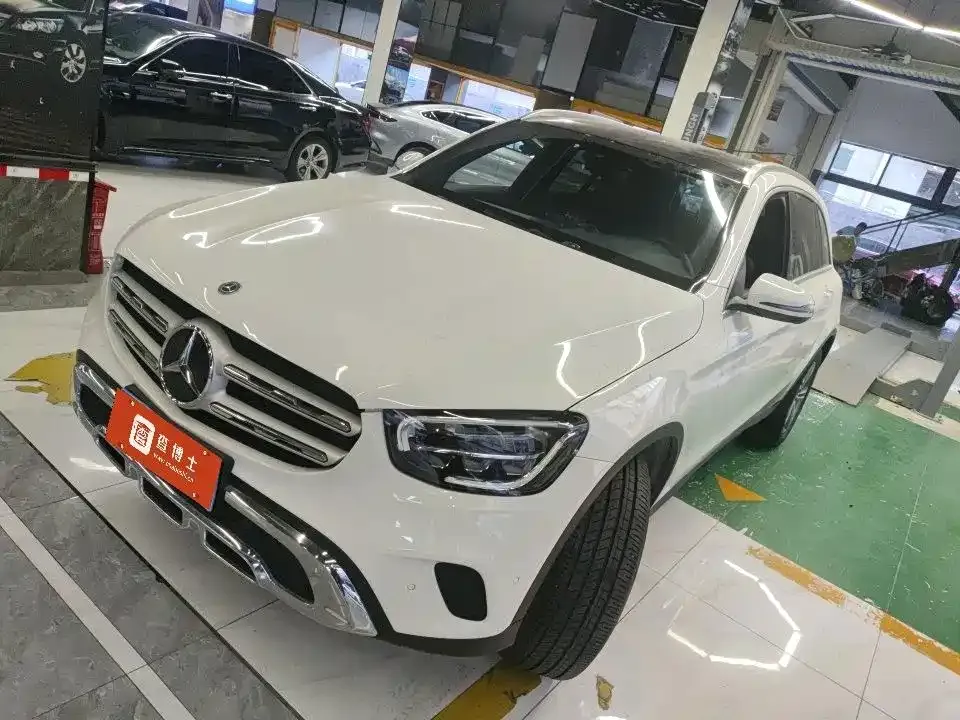 Mercedes-Benz GLC — фото 1