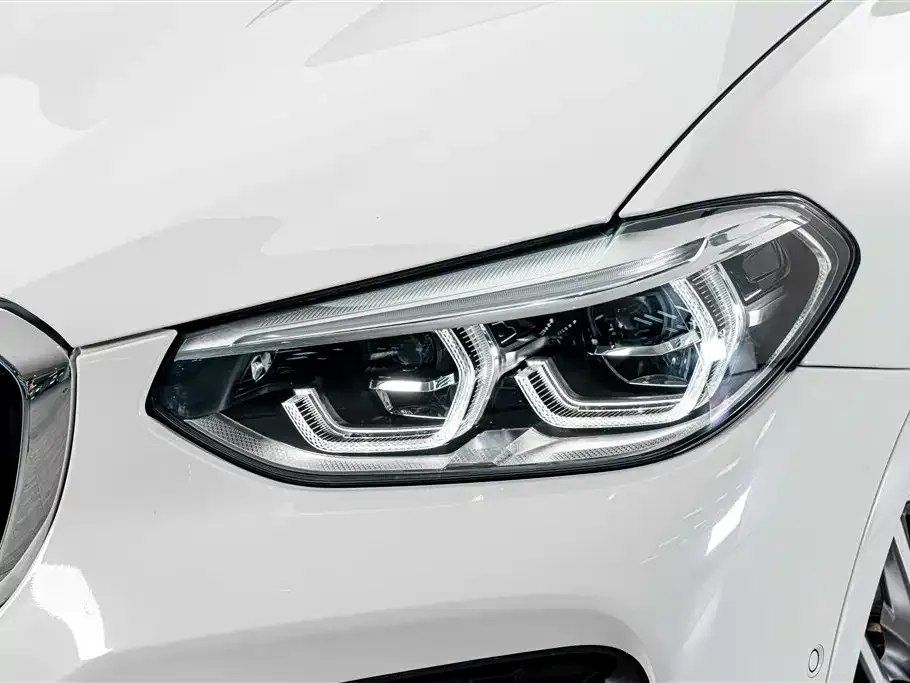 BMW X4 — фото 5
