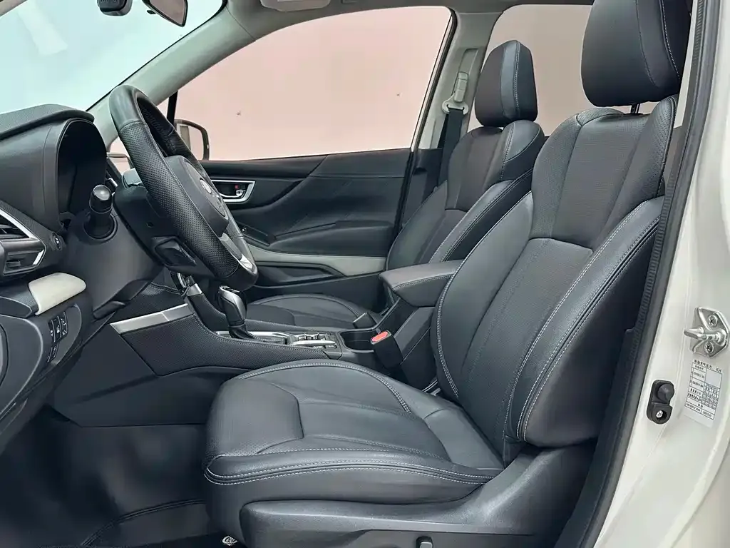 Subaru Forester — фото 5