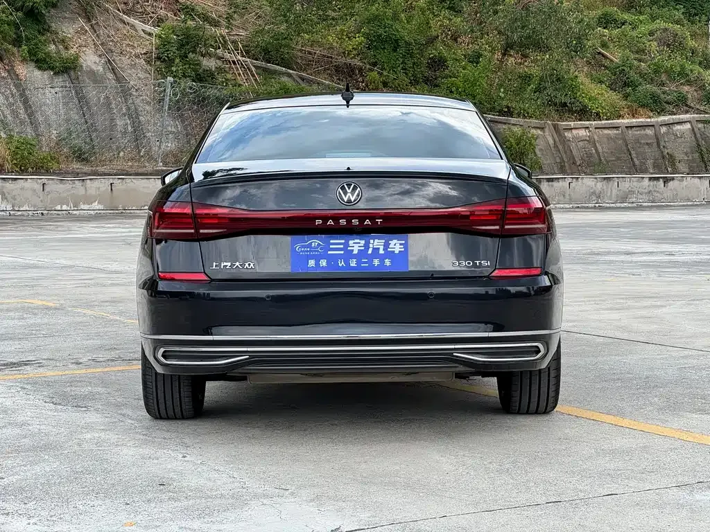 Volkswagen Passat — фото 8