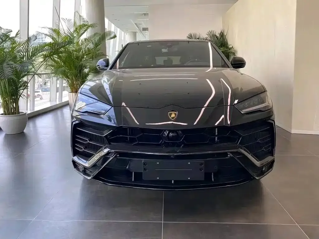Lamborghini Urus — фото 2