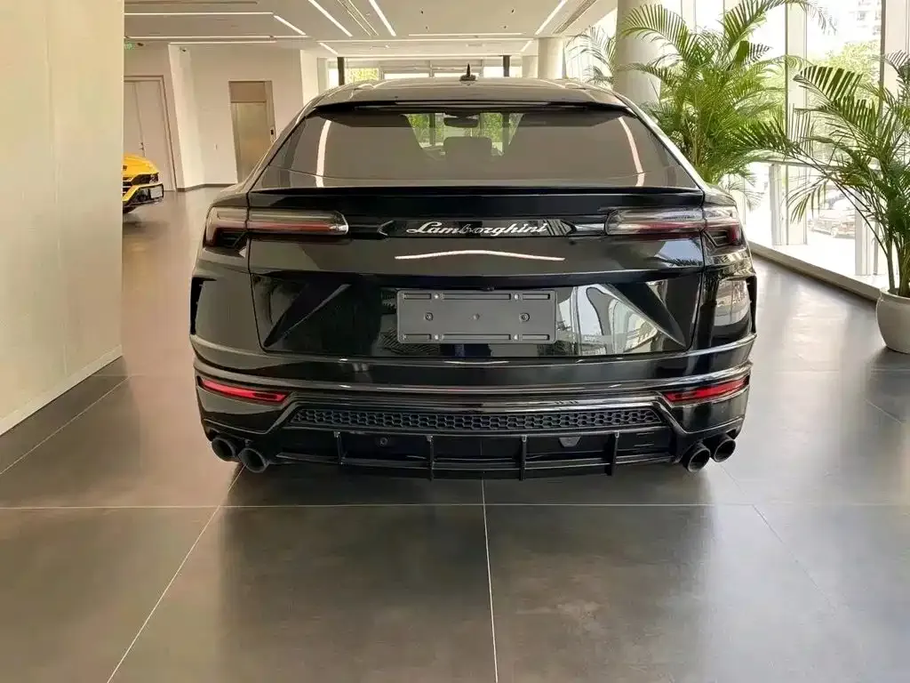 Lamborghini Urus — фото 3