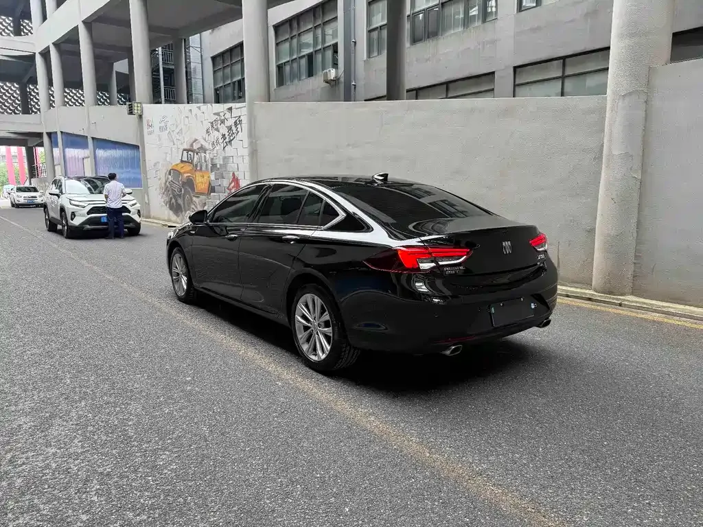Buick Regal — фото 6
