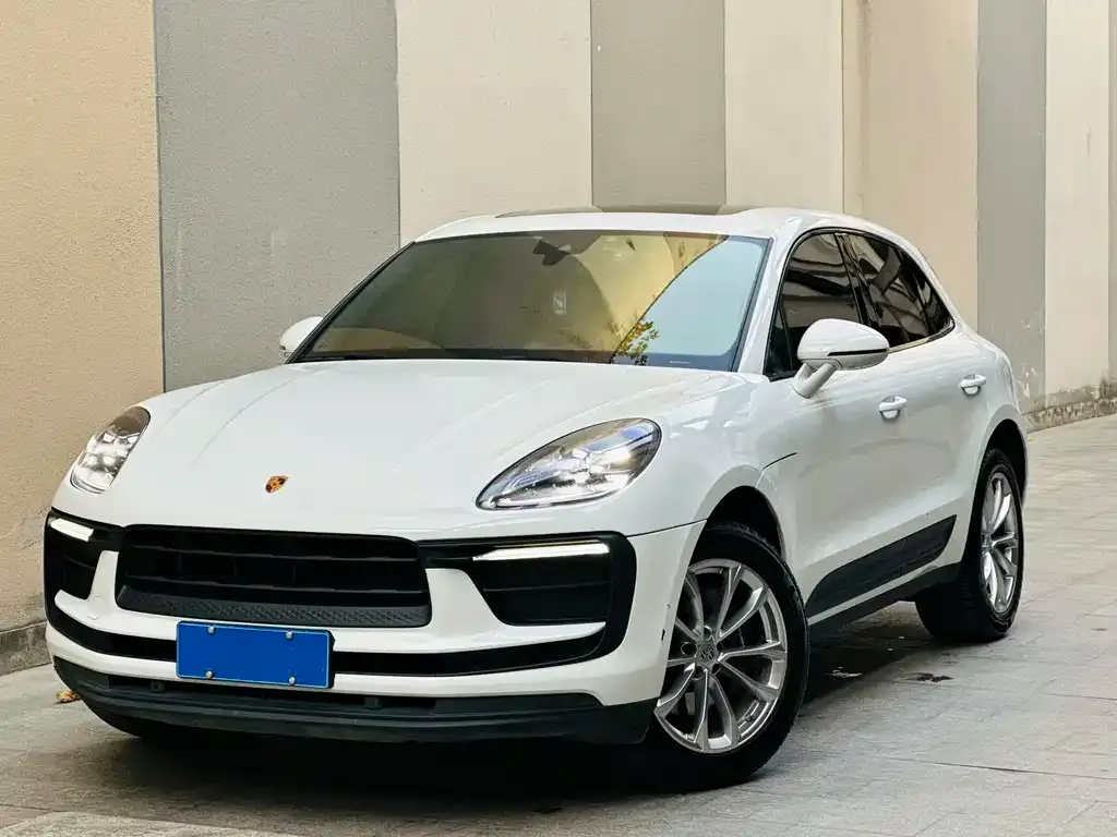 Porsche Macan — фото 1