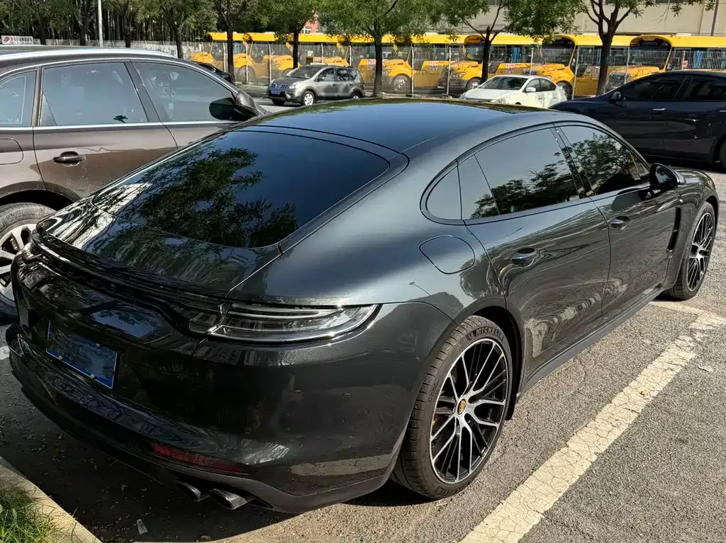 Porsche Panamera — фото 6