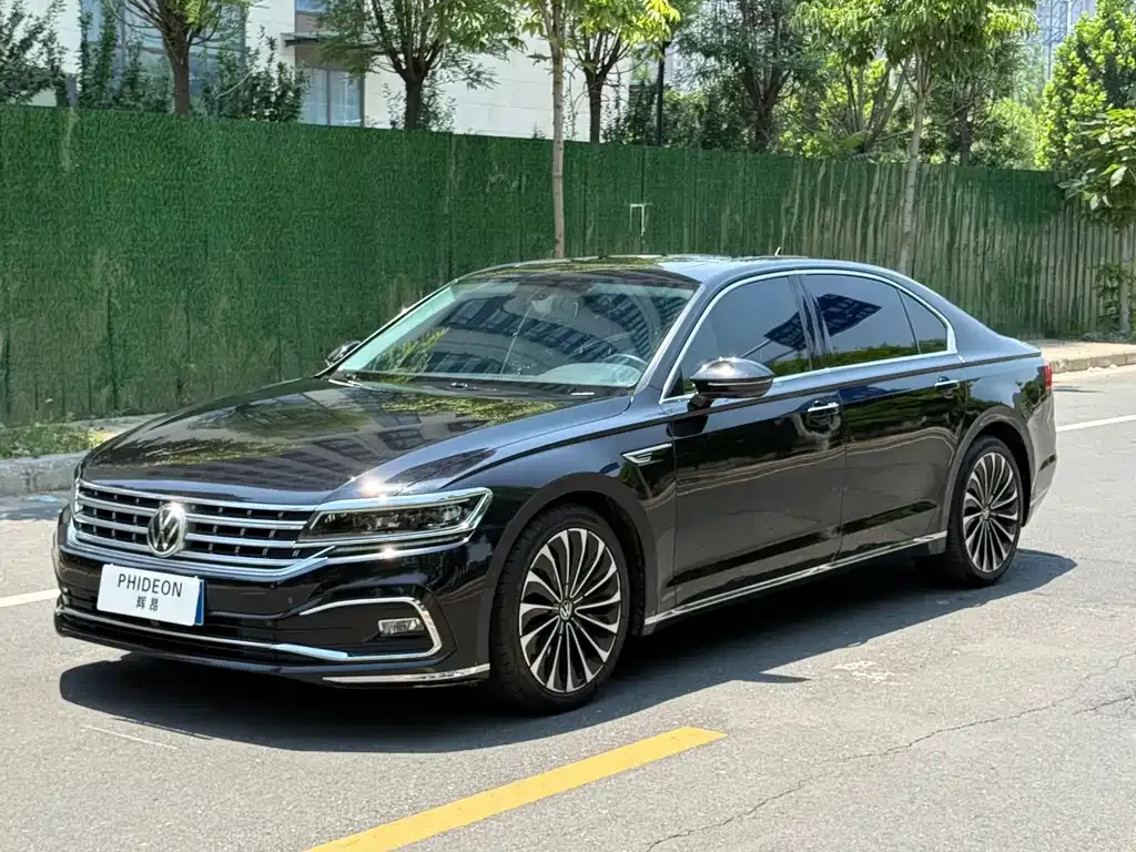 Volkswagen Phideon — фото 1