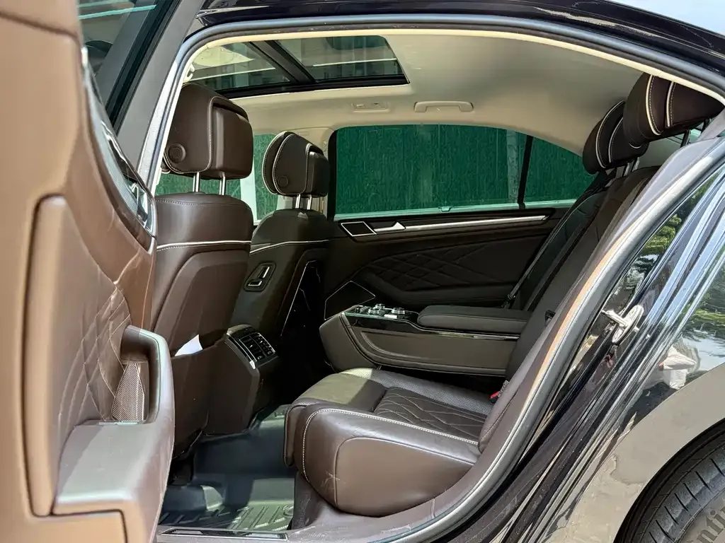 Volkswagen Phideon — фото 2