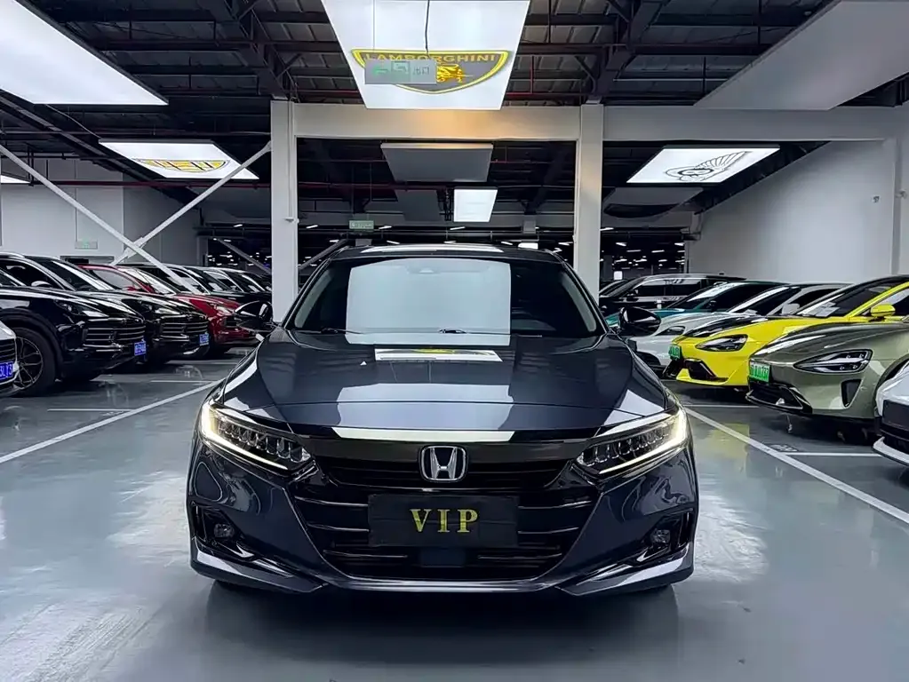 Honda Accord — фото 5
