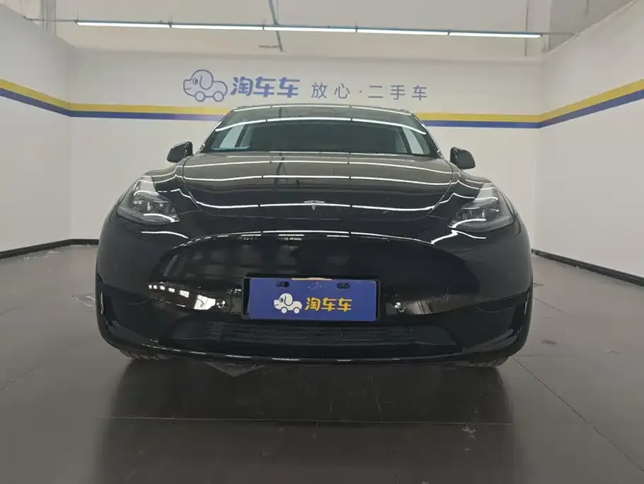 Tesla Model Y — фото 9