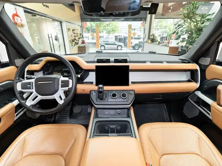 Land Rover Defender — фото 4