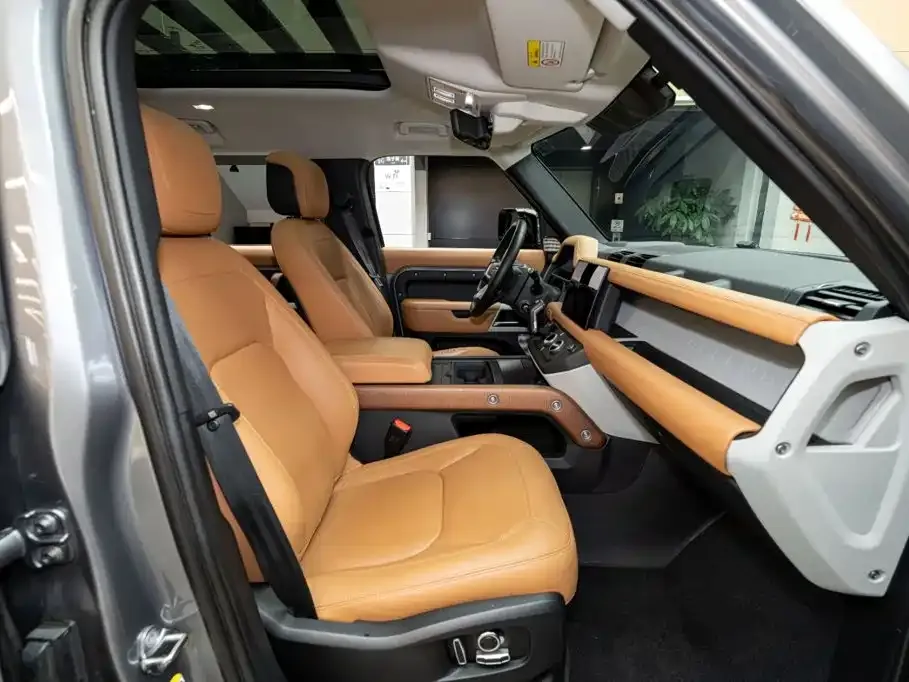 Land Rover Defender — фото 10