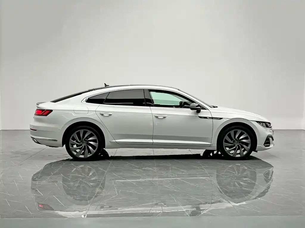 Volkswagen CC — фото 6
