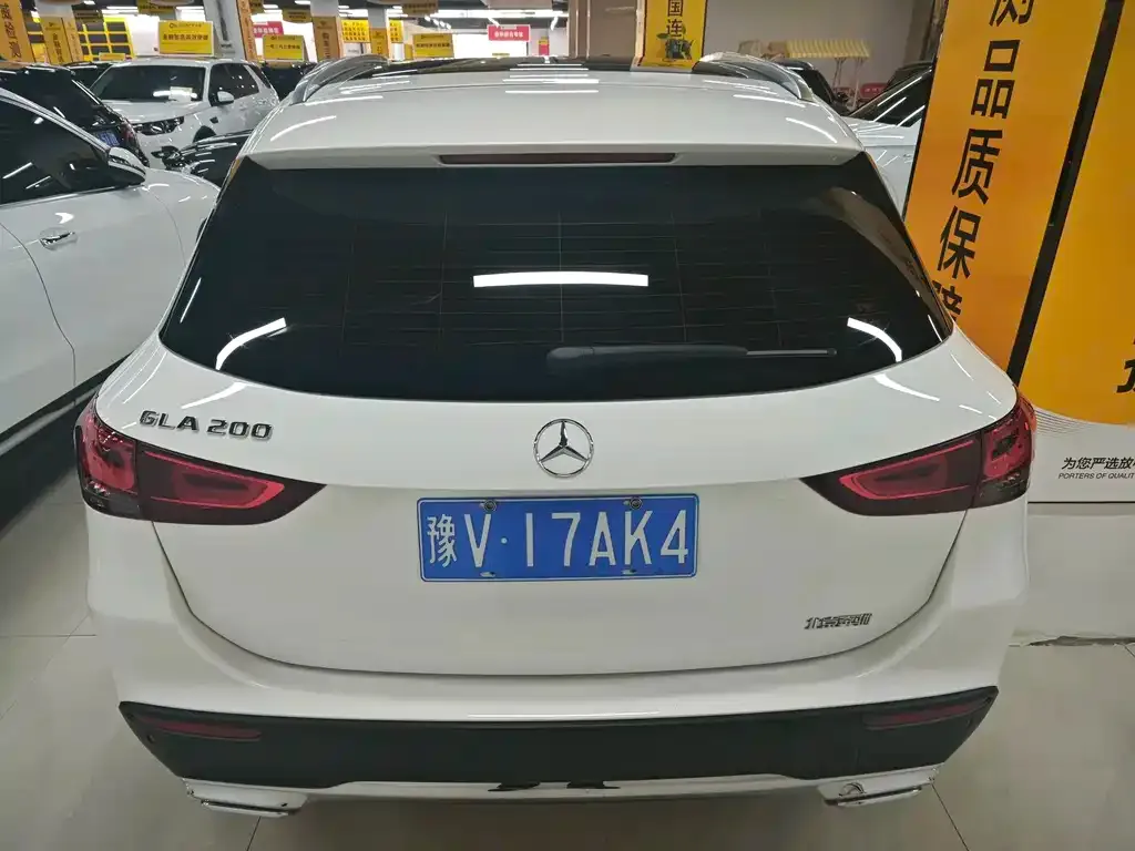 Mercedes-Benz GLA — фото 10