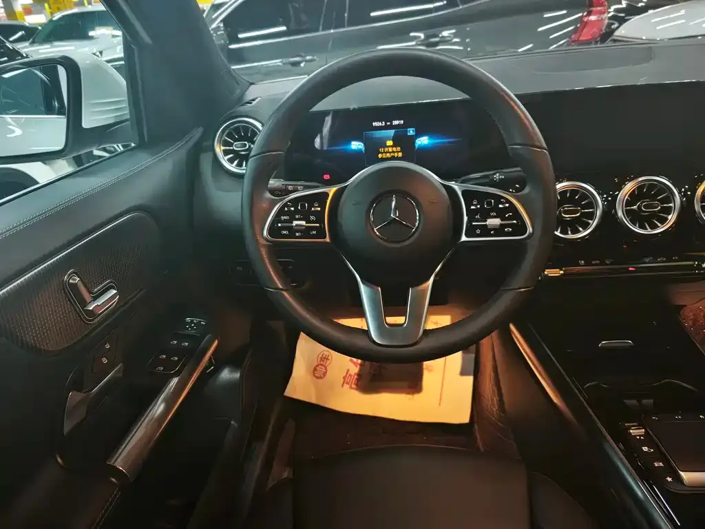 Mercedes-Benz GLA — фото 5