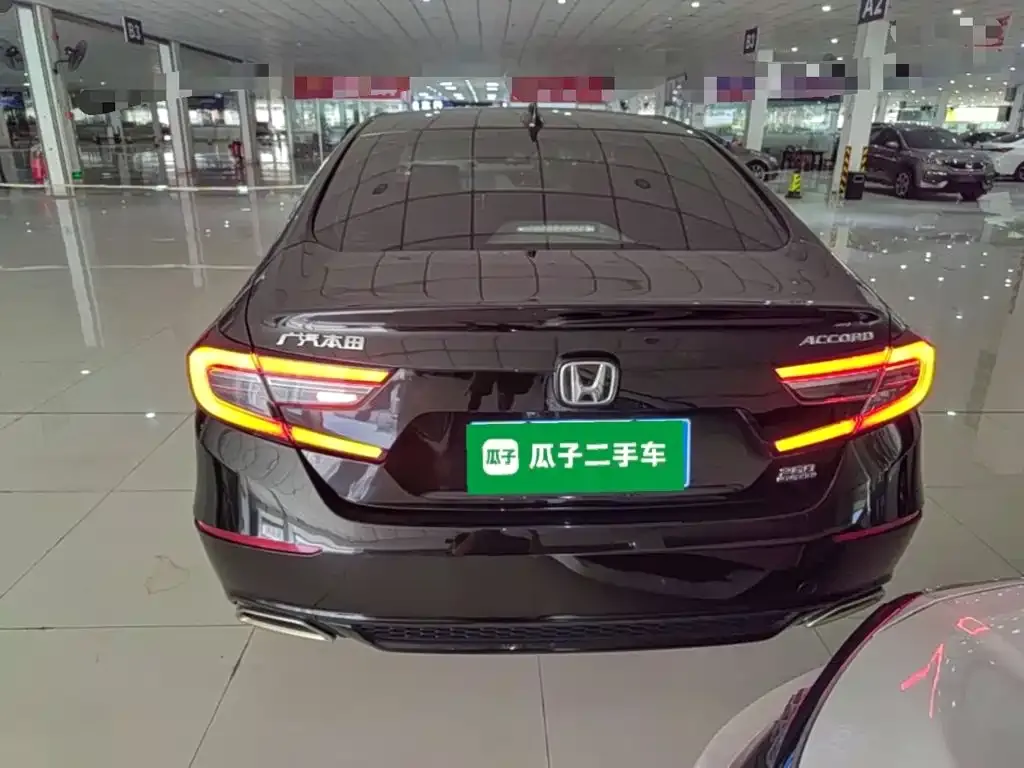 Honda Accord — фото 3
