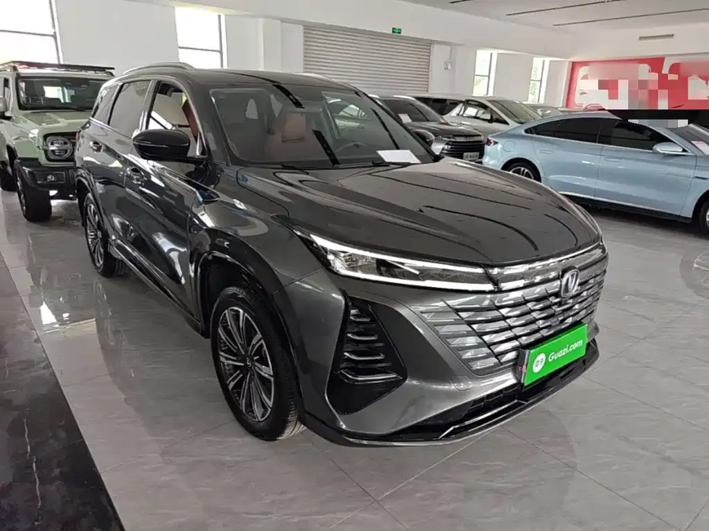 Changan CS75PLUS — фото 6