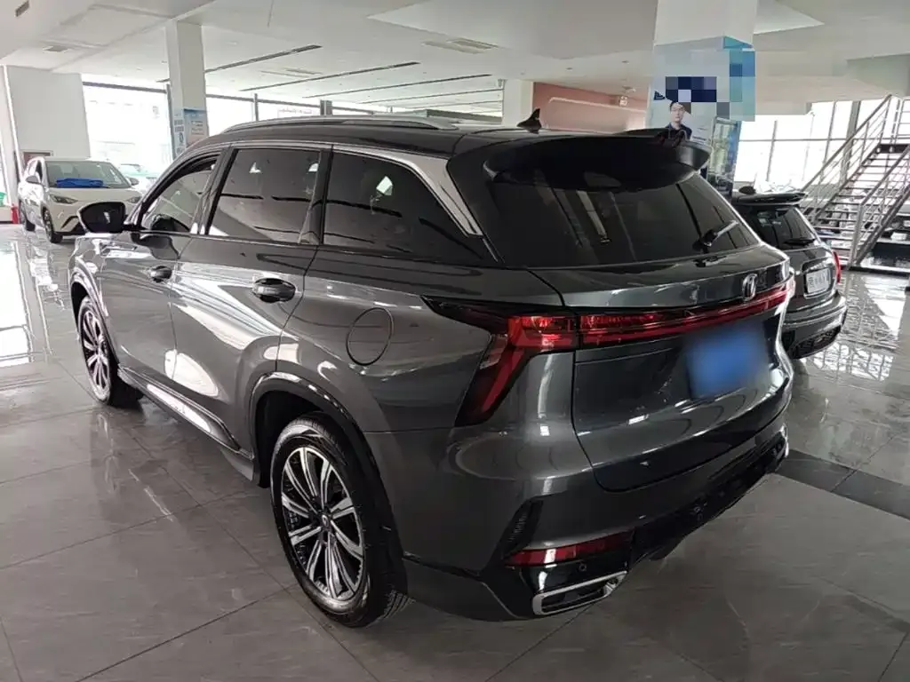 Changan CS75PLUS — фото 3