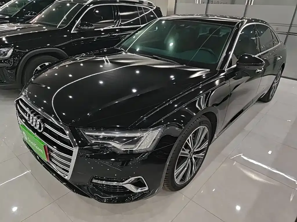 Audi A6L — фото 10
