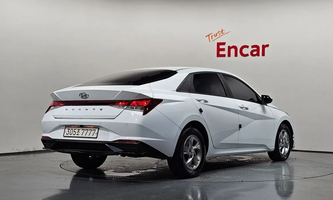 Hyundai AVANTE — фото 4