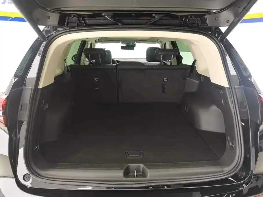 Buick Envision Plus — фото 3